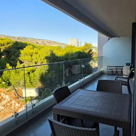 Sea Dunes Apartment, Ilyonis Шенджин
